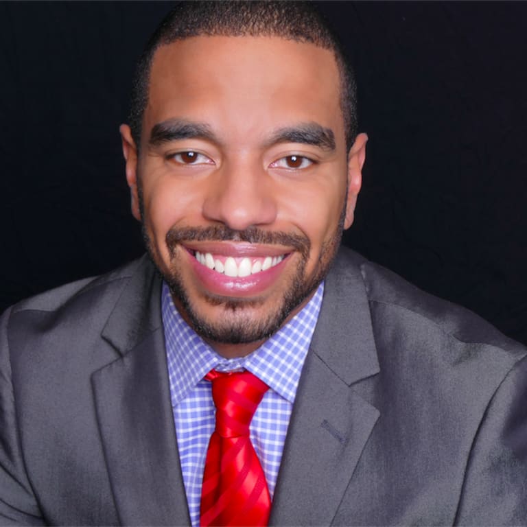 Elliott Peaks, Real Estate Broker