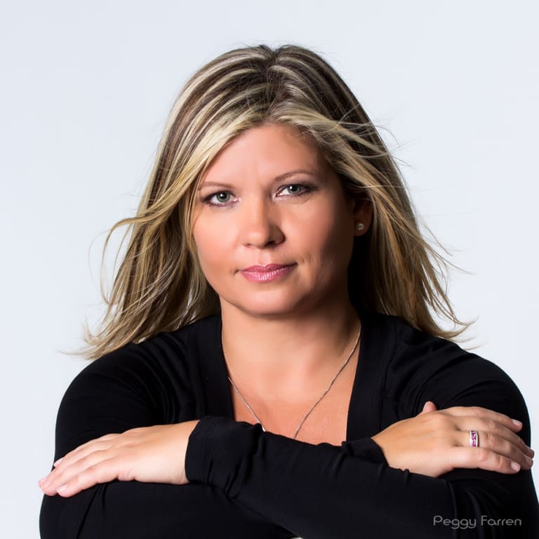 inception-app-prod/MzA4MDg4OWYtYzkzMi00MTQ3LTkwYWMtZGU0MTc0NjVkYTg5%2Flogo%2F2015%2F06%2Fmindy head shot.jpg