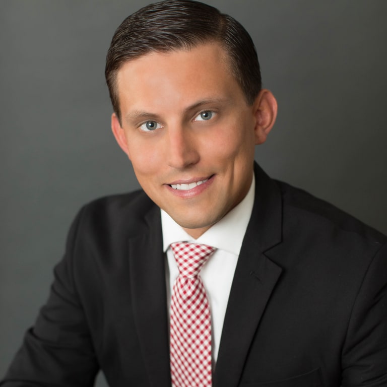 inception-app-prod/NjZhYmE1NDAtMzk0NS00MzhmLTkzMzItYTdiMWNlZTM5ZjQx/logo/2017/10/Alex%27s Head shot-0027.5jpg