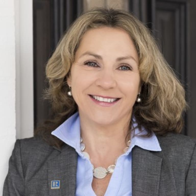 inception-app-prod/OTc3YjczZDctNWViMC00Y2EwLTg3ZGMtNWQ1MjI3MjNkMTc0/logo/2018/12/IngridAnastasiu022_E %282%29.jpg