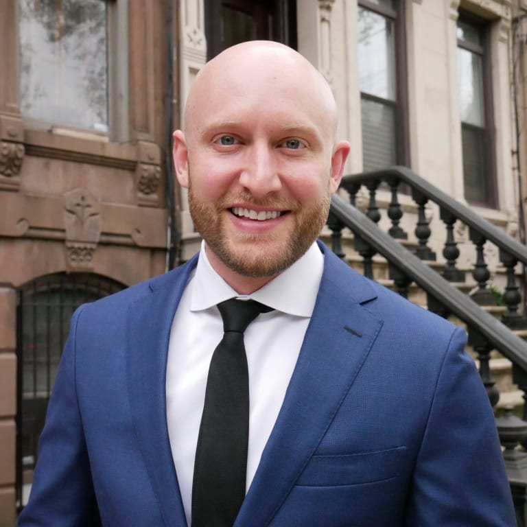 inception-app-prod/YjIwOWJkMzktMDUyMC00Nzk2LTg4MGUtMzhhM2RiNWUxNTdj/content/2021/07/Edited Headshot.PNG