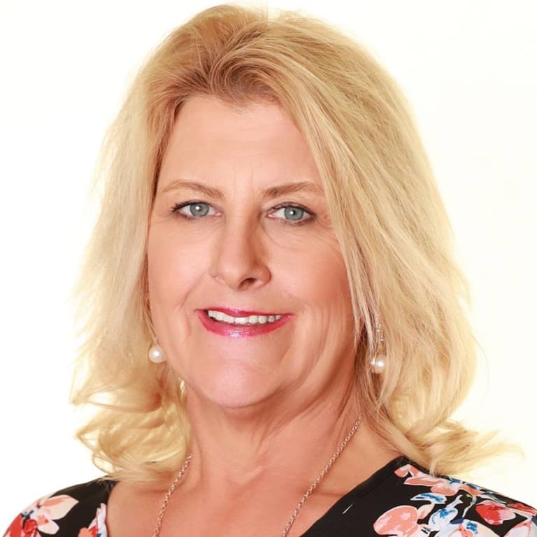 inception-app-prod/YjVkZTFhZDMtYzFiNy00MmE5LTlmYjctYTU3NmQzODk3ODhi/logo/2019/06/ECARTER 2019 PIC.jpg