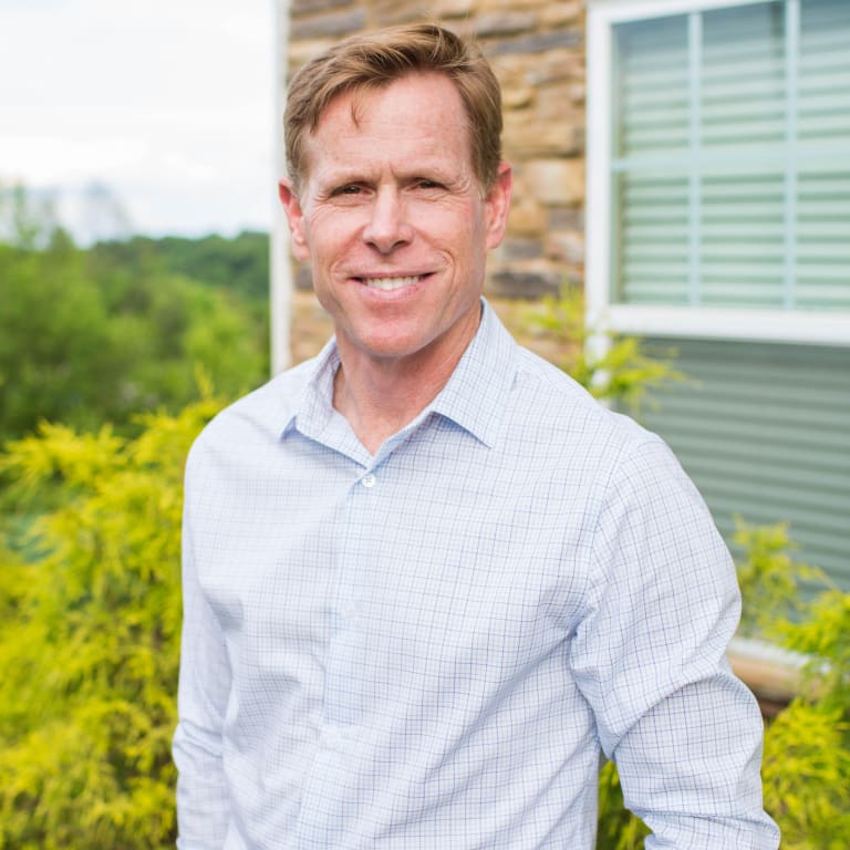 About inception-app-prod/ZWFlZGU1ZWItMmRiZi00MDdhLTkyNDAtMzRkN2YwZGFhZDBm/content/2021/02/kent20headshot.jpg