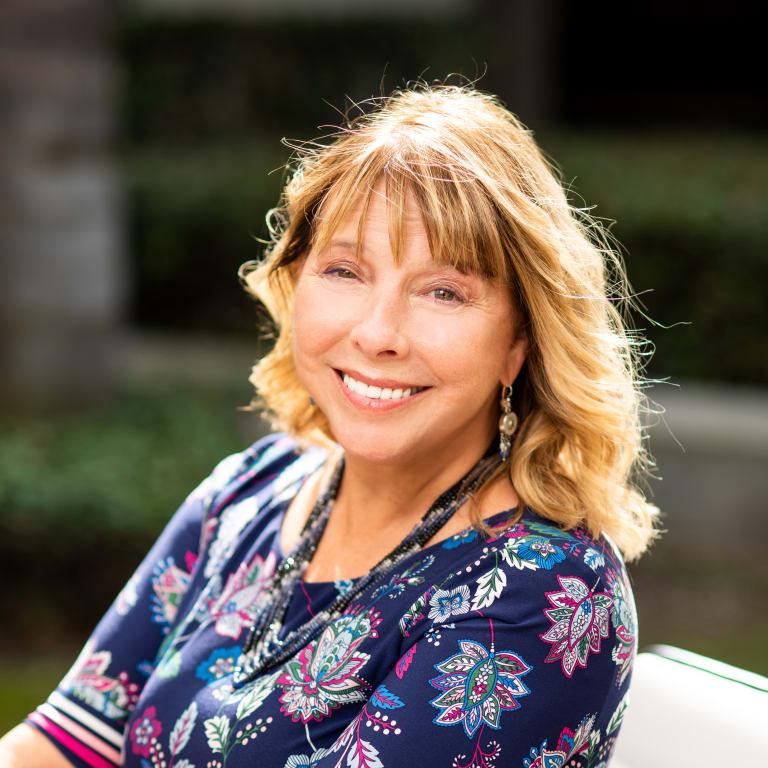 <p>All Contacts will be vetted</p> inception-app-prod/Zjc5YjgwNzctMjI2ZS00M2ViLTk4MGEtMmEzZjBhNThiMzUw/content/2022/01/da0a6d0de10c4b9a7996e7c4bec57f83ba77d838.jpg