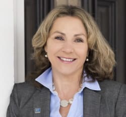 inception-app-prod/OTc3YjczZDctNWViMC00Y2EwLTg3ZGMtNWQ1MjI3MjNkMTc0/logo/2018/12/IngridAnastasiu022_E %282%29.jpg