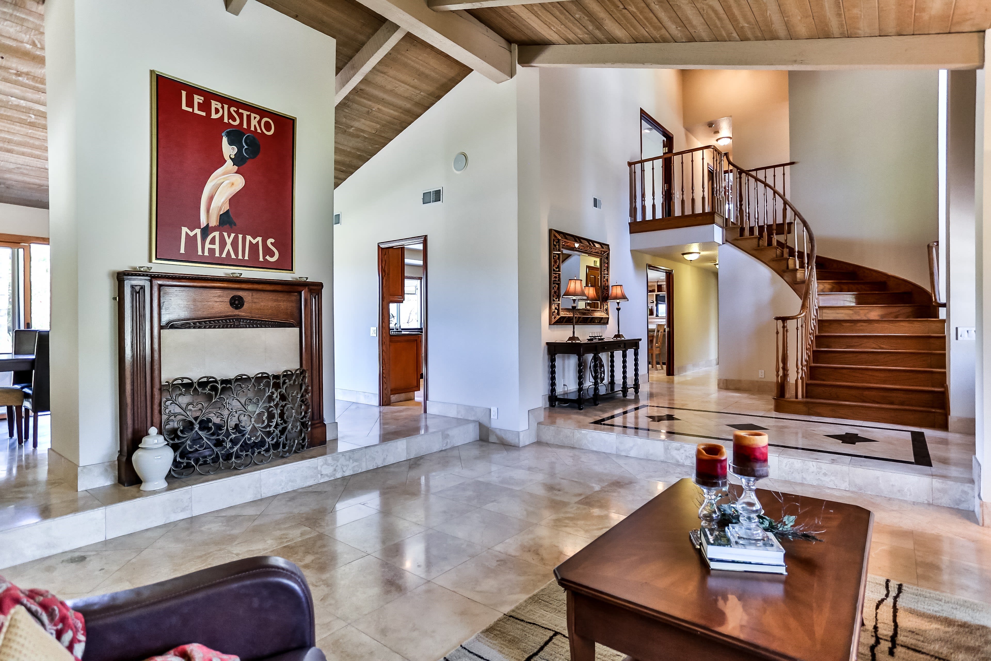 Hart White Real Estate Group Wonderfully Staged Interior