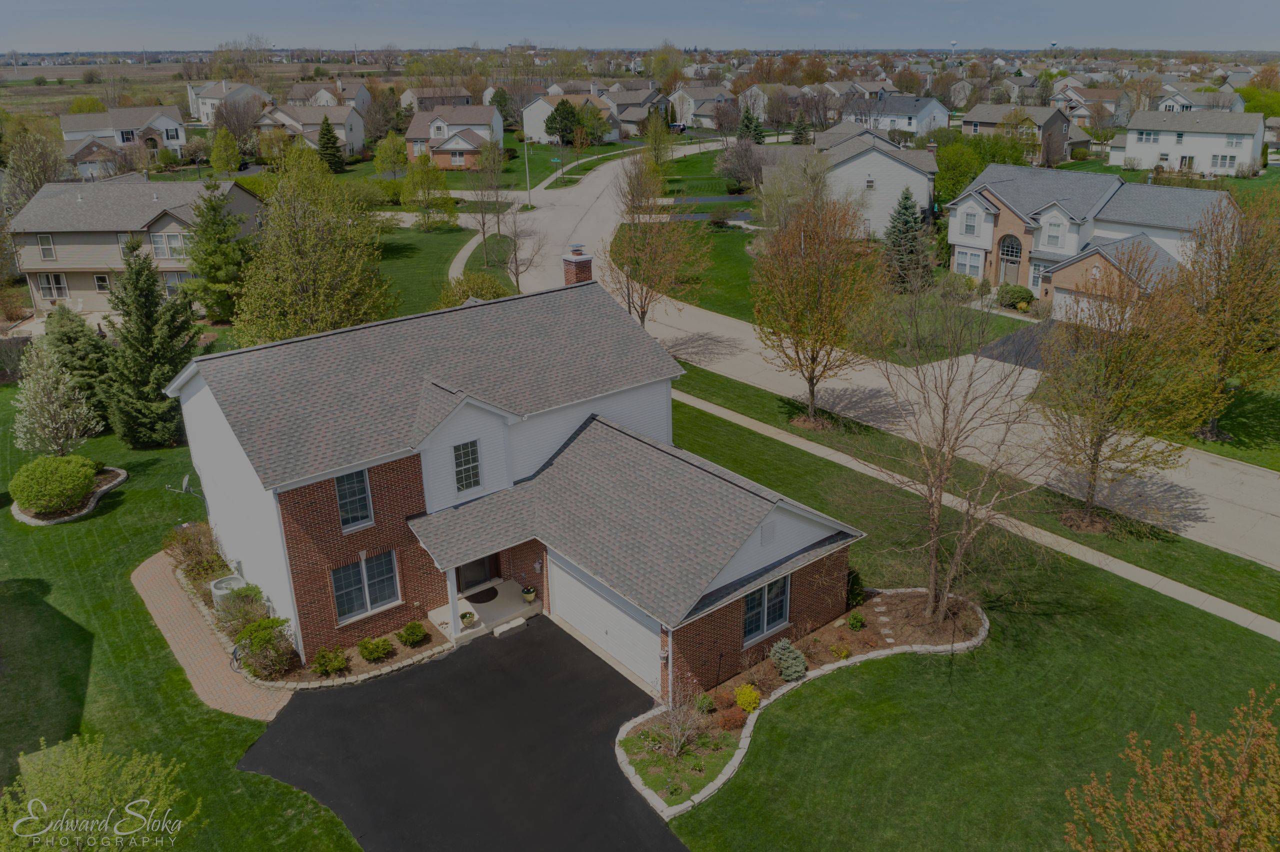 Price Reduction, 2 Charminster Court, Algonquin $334,900