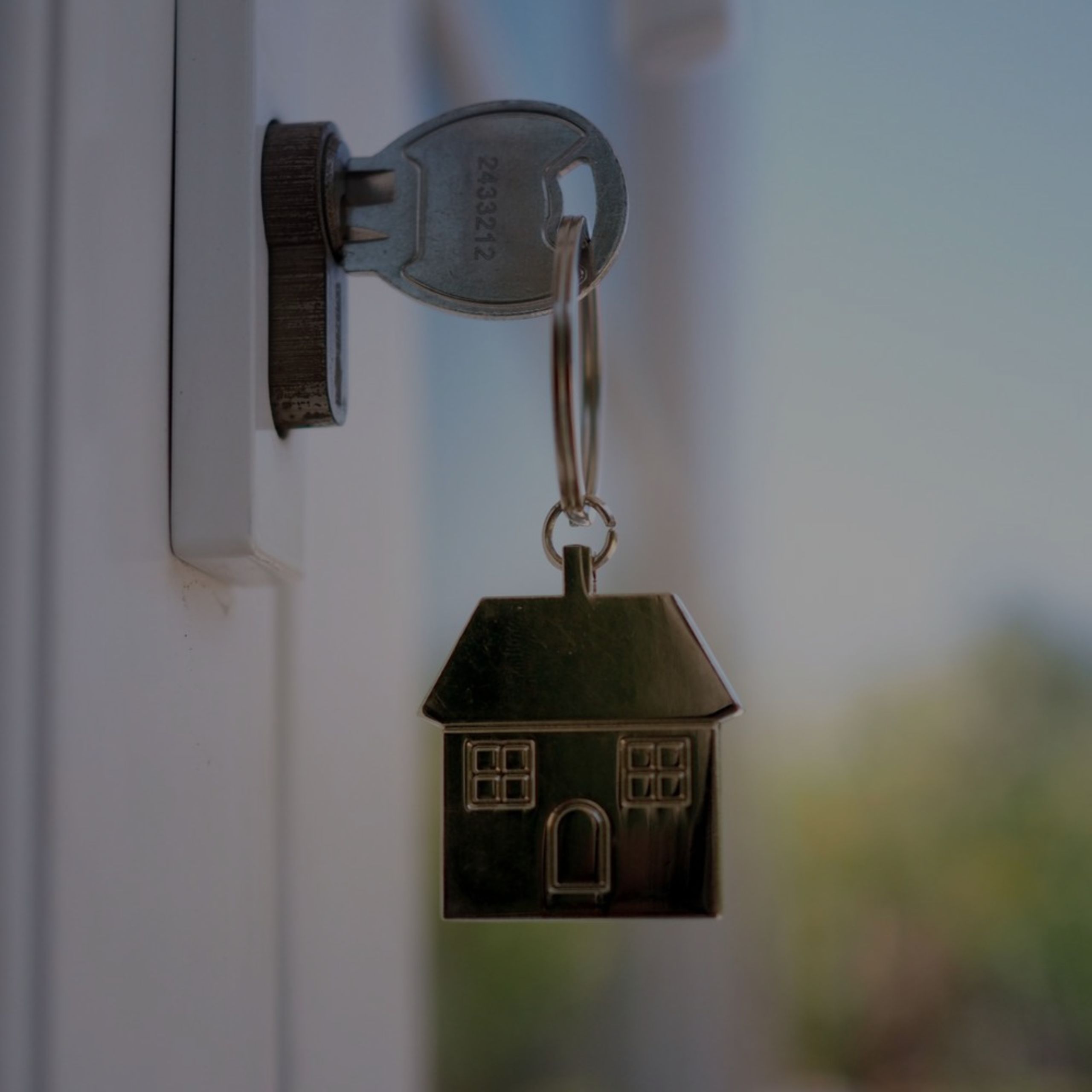 What’s the difference between Pending or Contingent?