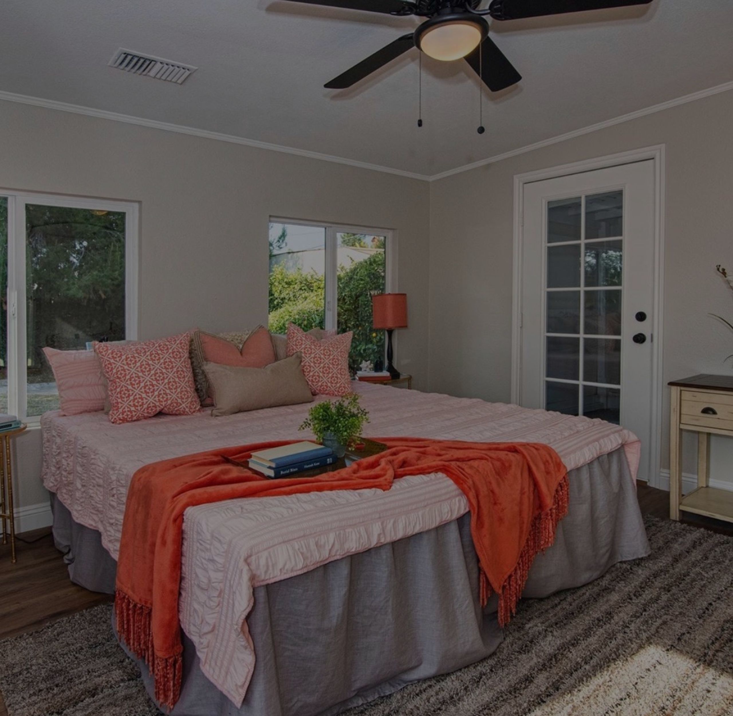 DISHING THE DEETS: VALENCIA, GLENDORA