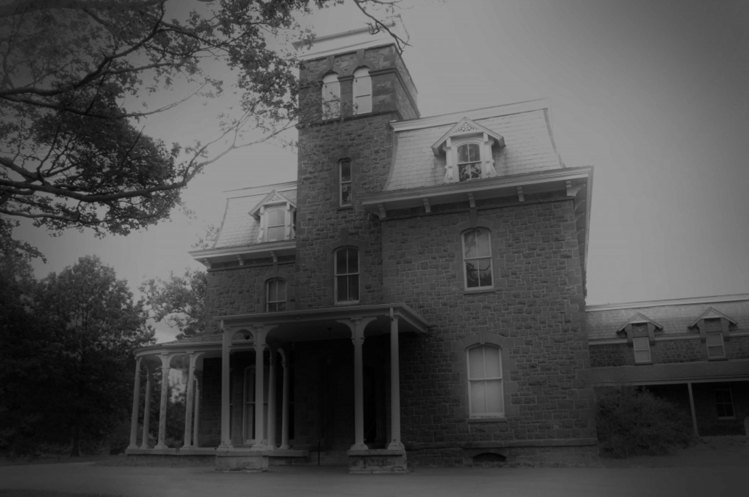 The Best Haunted Houses in Northern Virginia