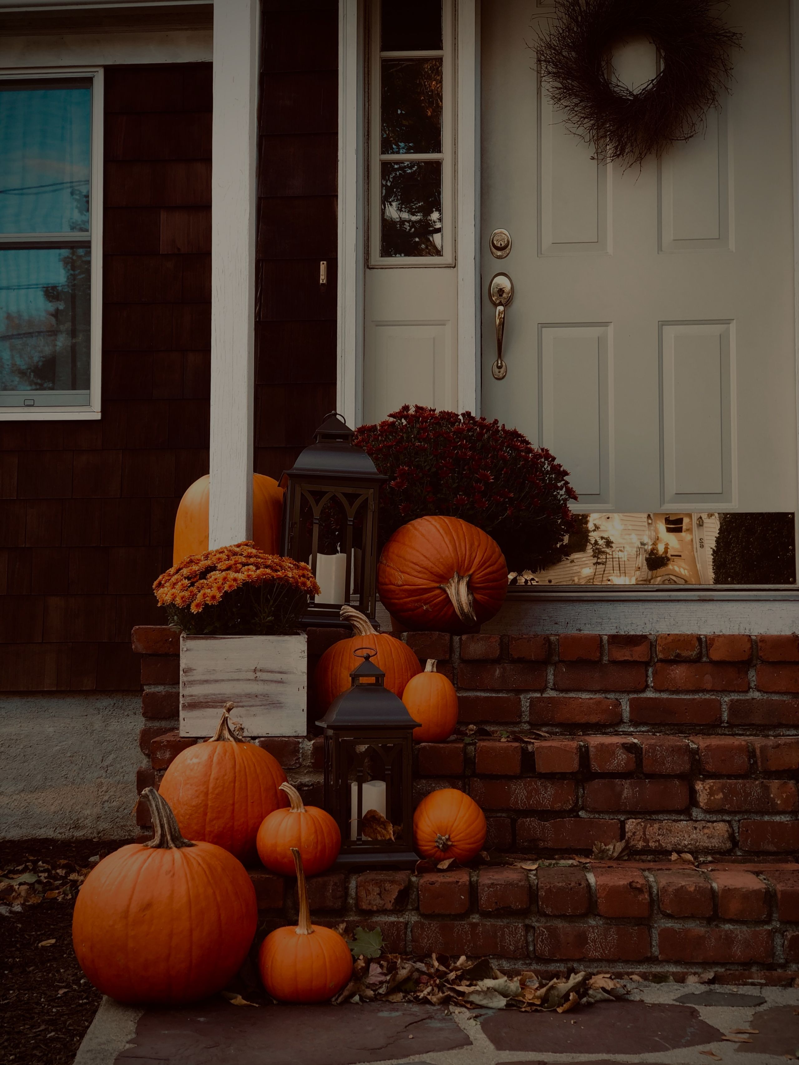 14 Fall Housekeeping Tips &amp; Fall Homes Selling Quickly