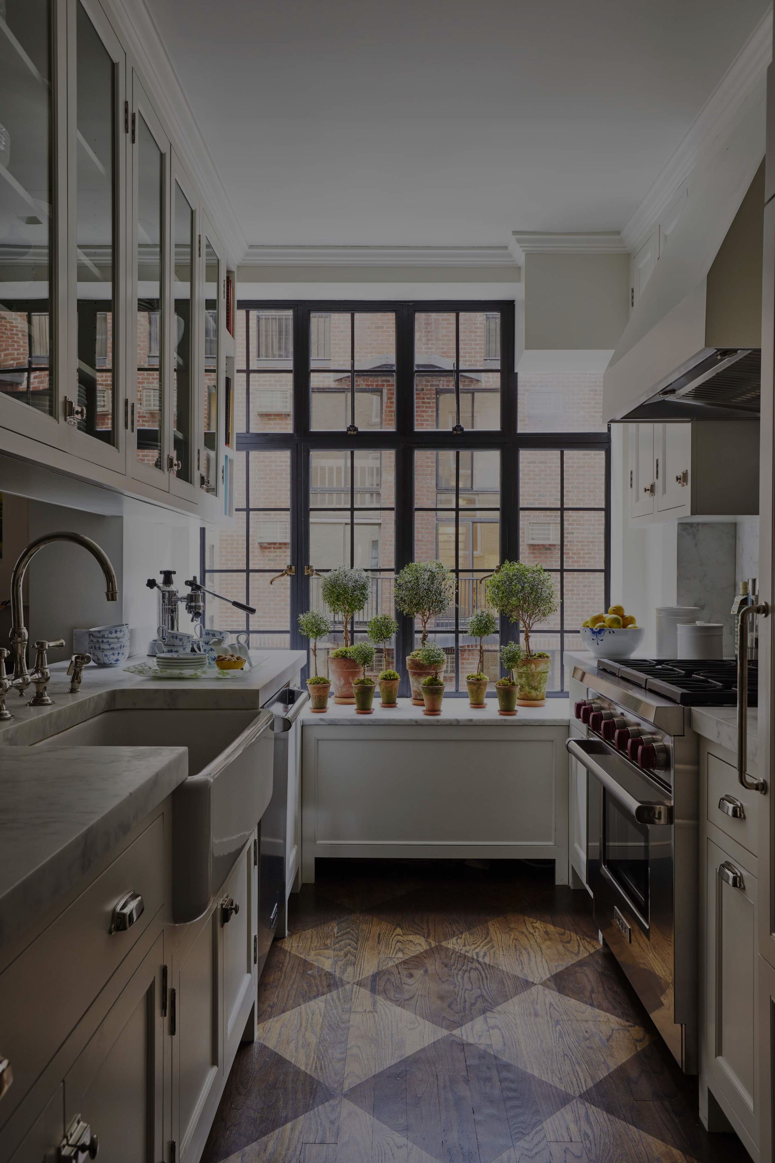 How to Maximize Space in a Small Kitchen