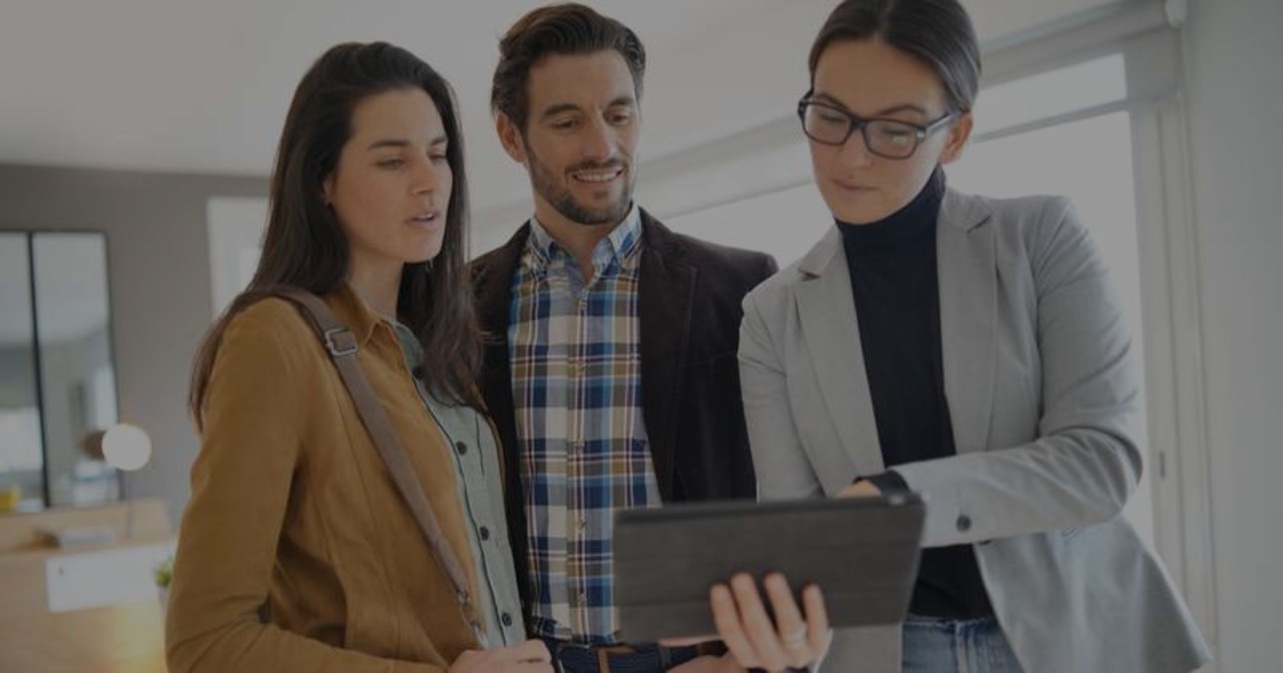 WHY YOU SHOULD WORK WITH A REAL ESTATE AGENT IN TODAY’S MARKET