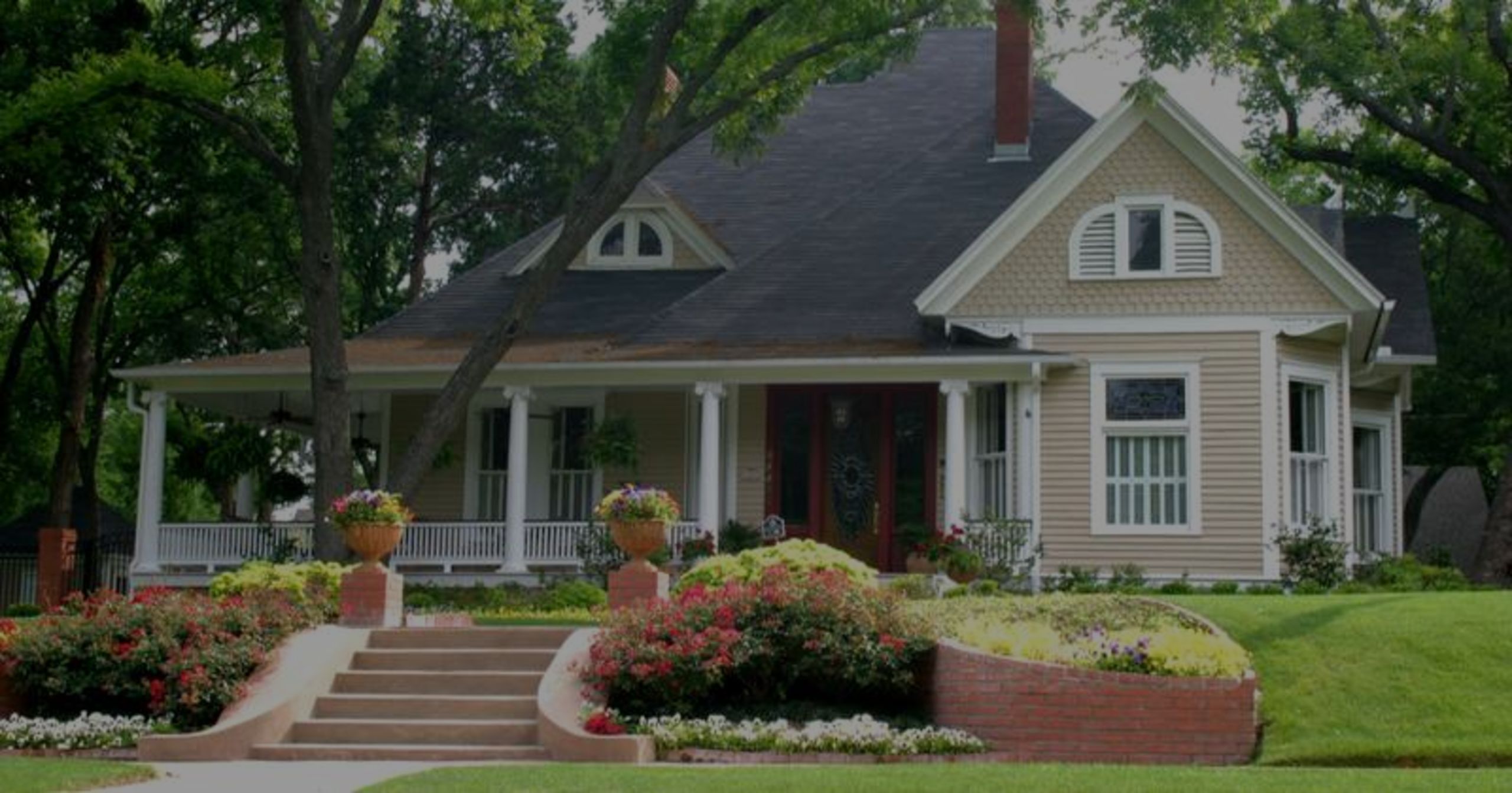 HOW TO UP YOUR CURB APPEAL