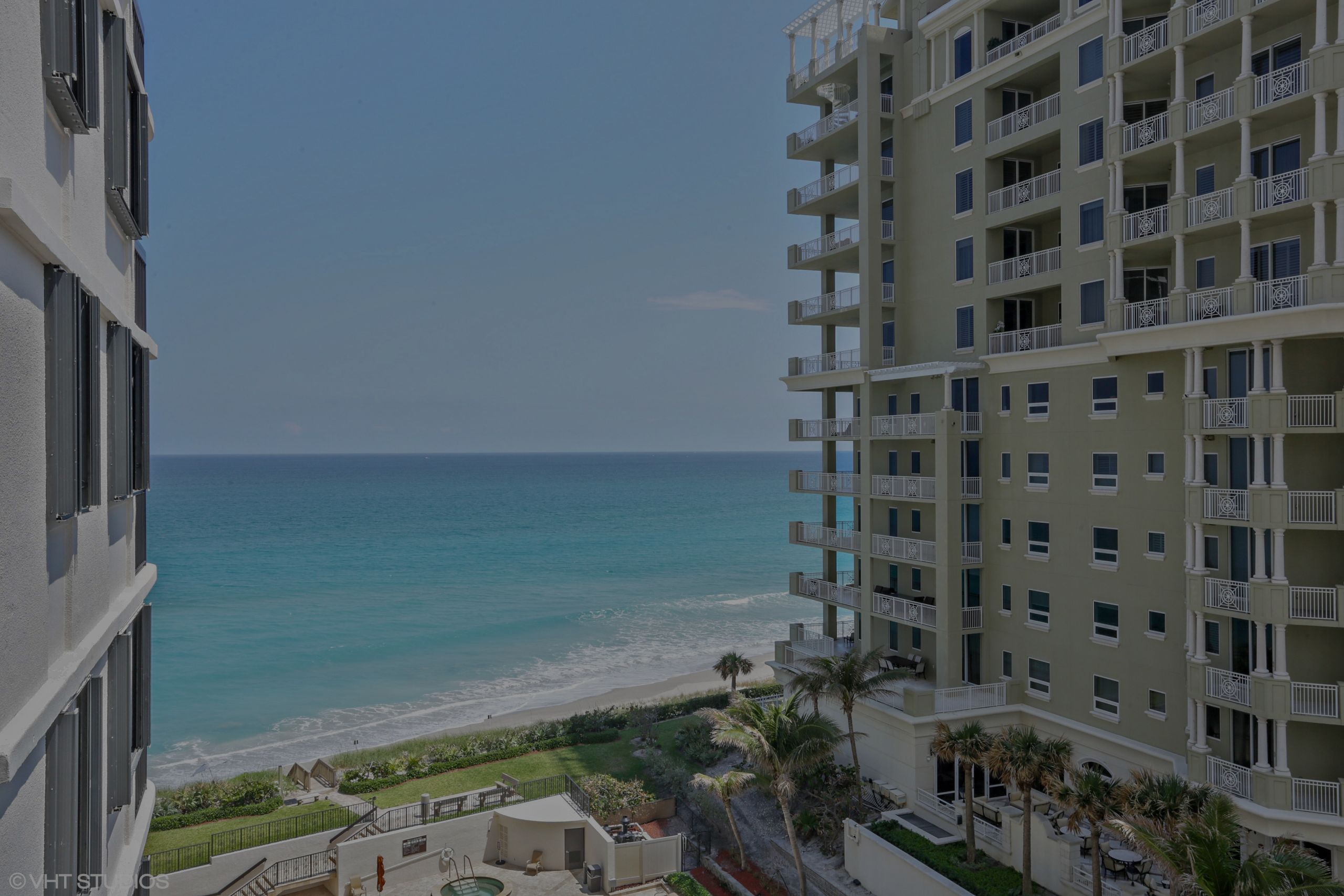 UNDER CONTRACT ON SINGER ISLAND