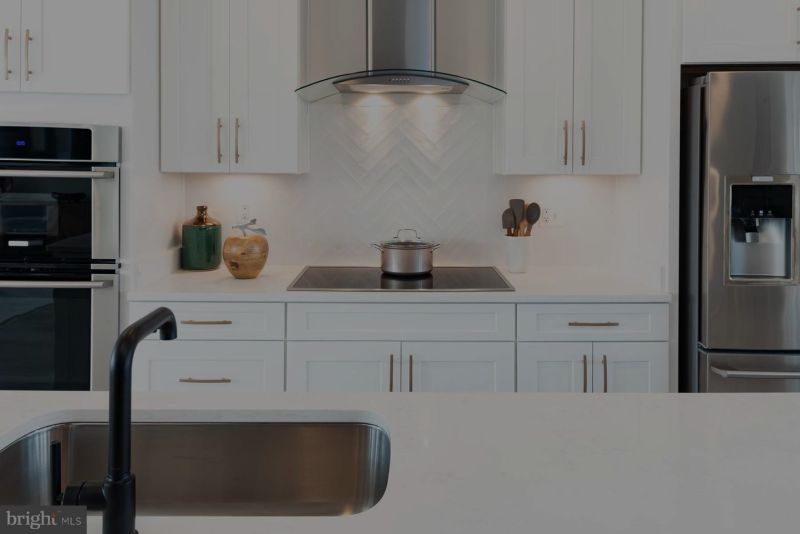 I’m Thinking of Buying New Construction. What Do I Need to Know?