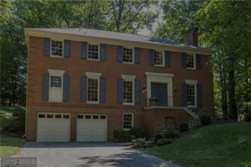 SOLD: 11805 HUNTING RIDGE CT, POTOMAC, MD