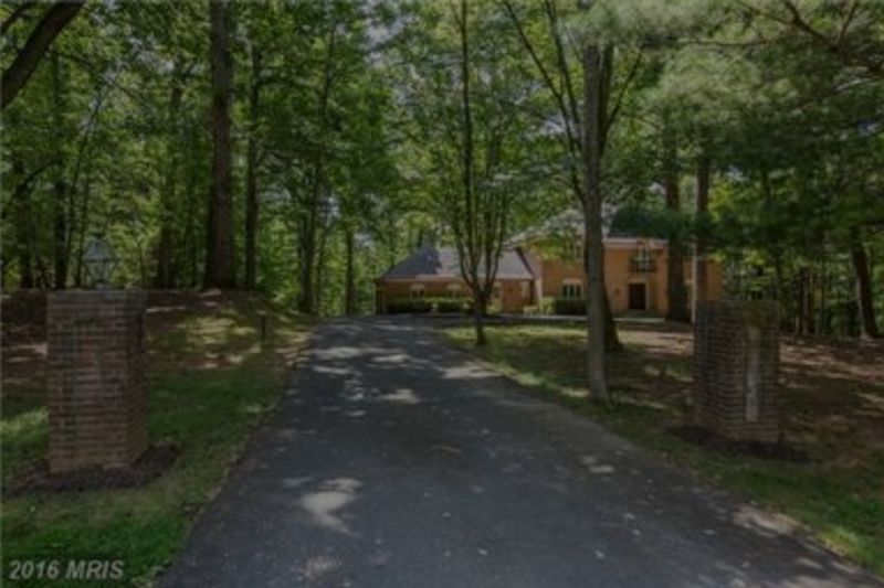 SOLD: 10900 BALANTRE LN, POTOMAC, MD