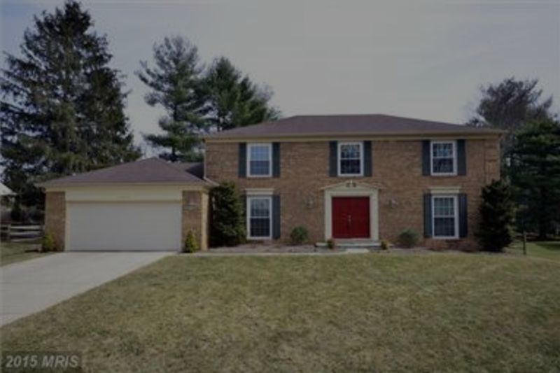 SOLD: 12705 LINCOLNSHIRE DR, POTOMAC, MD