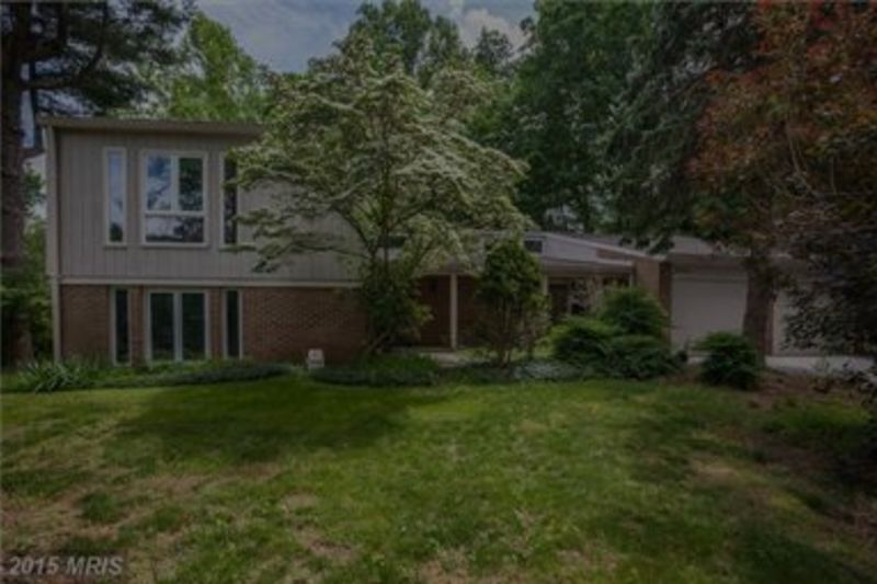 8604 TIMBER HILL LN, POTOMAC, MD