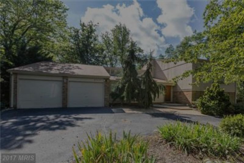 SOLD: 9412 WOODINGTON DR, POTOMAC, MD