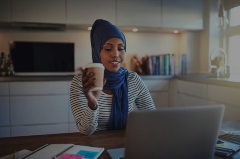 House hunting online? TOP TIPS TO HELP YOU