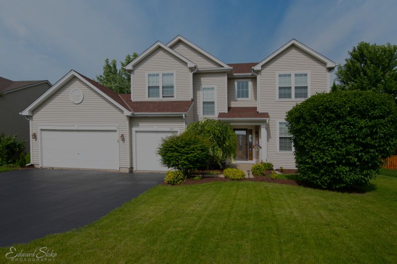 Price Improvement, 300 Tenby Way, Algonquin – $327,400