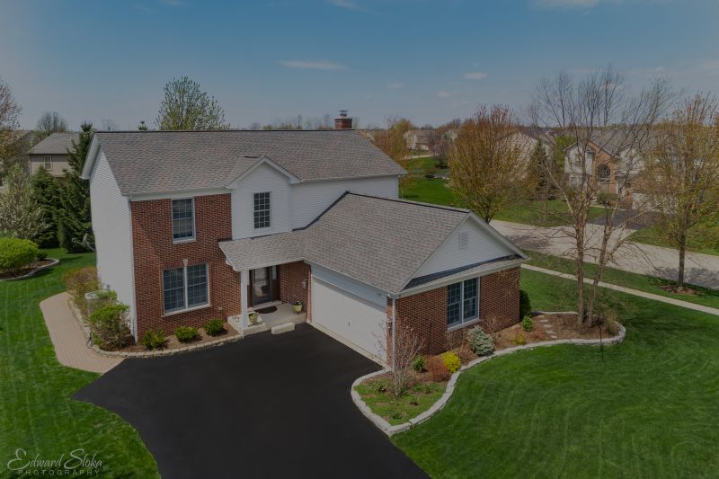 New Listing! 2 Charminster, Algonquin, IL $339,900