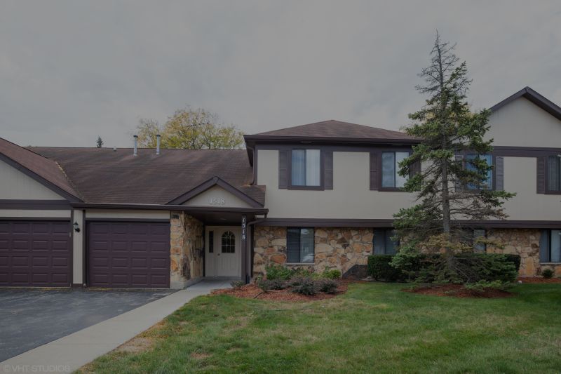 Schaumburg Coach Home &#8211; 1650 SF!