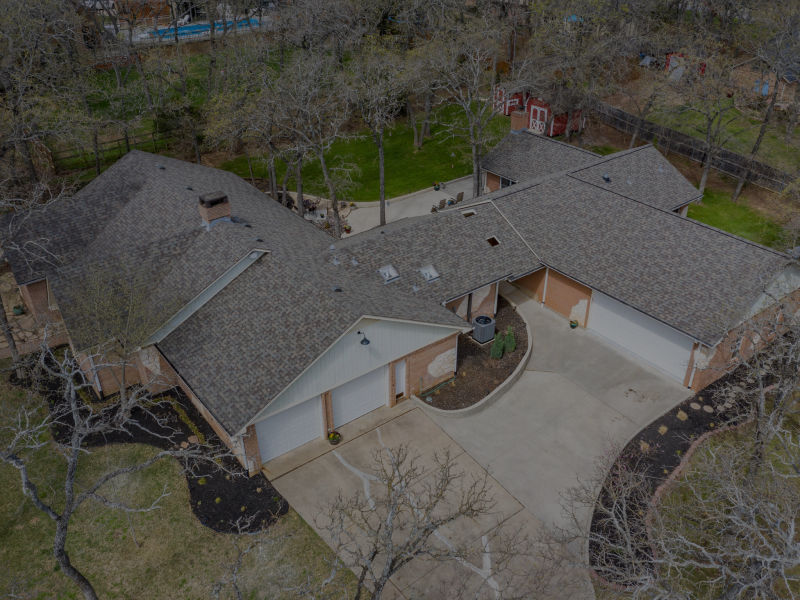 Double Oak One Story Home with Guest House!