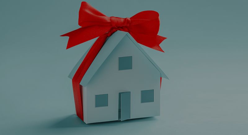 Your House Could Be the #1 Item on a Homebuyer’s Wish List During the Holidays