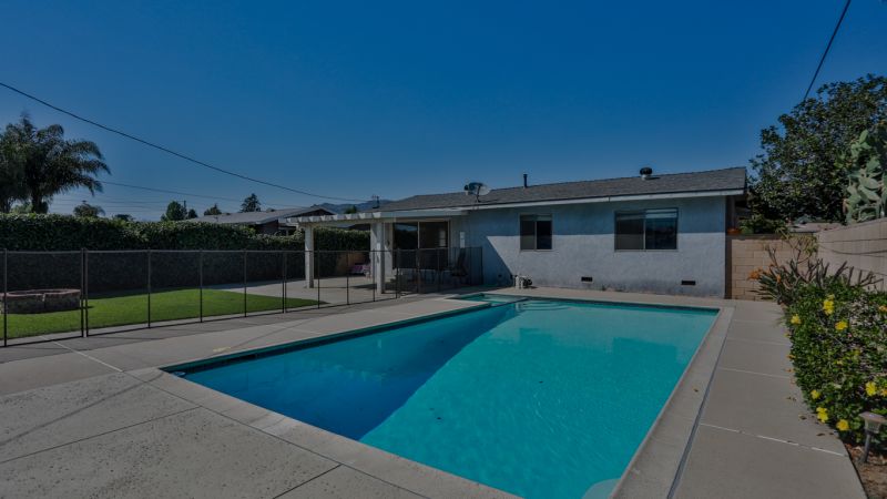 DISHING THE DEETS: 12TH ST, LA VERNE