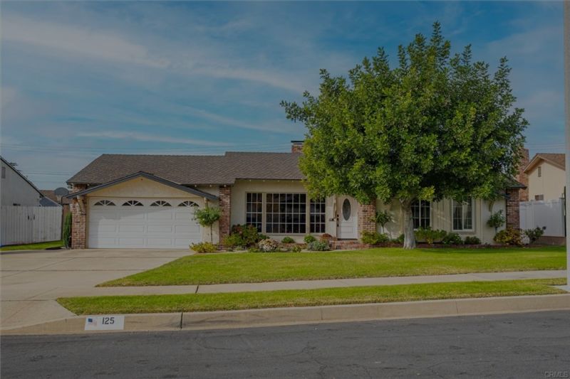 Sold in Glendora