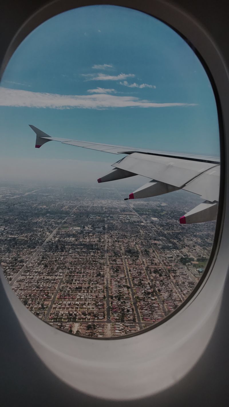 Why Home Buyers and Home Sellers Are Looking Beyond California
