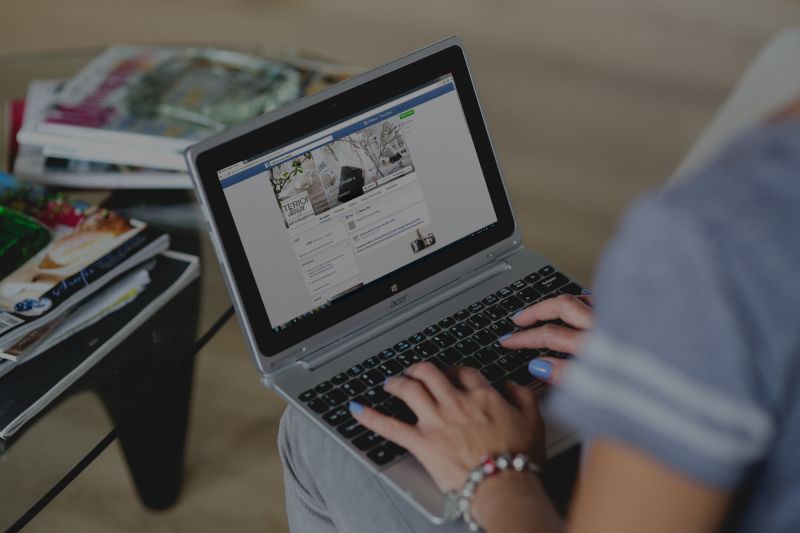 5 Easy Steps to Avoid Overwhelm from Media Overload