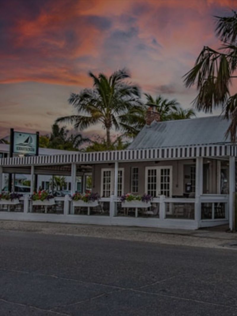 The Ultimate Guide to Dining in Anna Maria Island, Florida | Best Restaurants and Local Eats