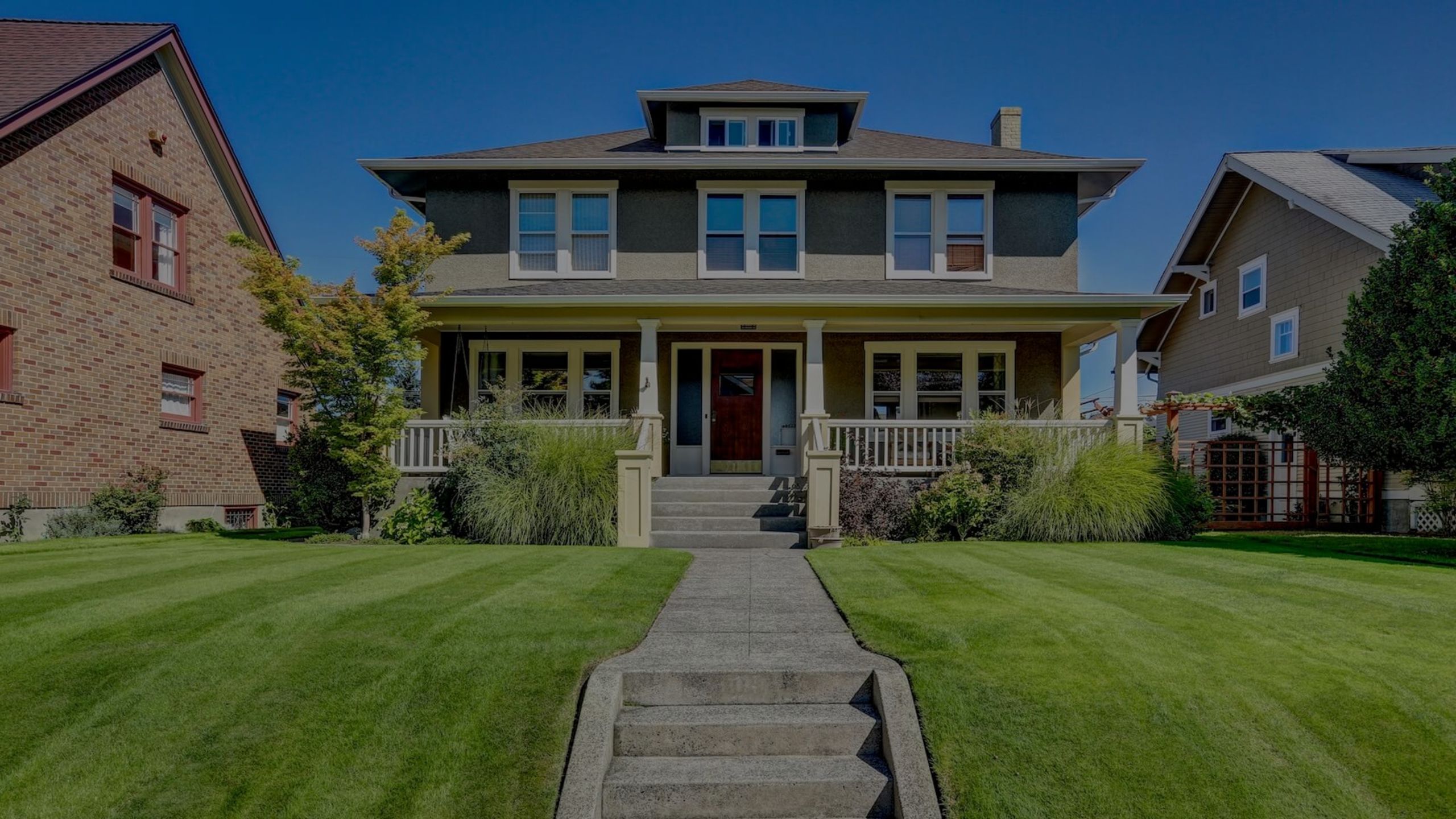 {ASK PALMER} “I’m competing with other buyers for the same house. How do I make my offer stand out?”