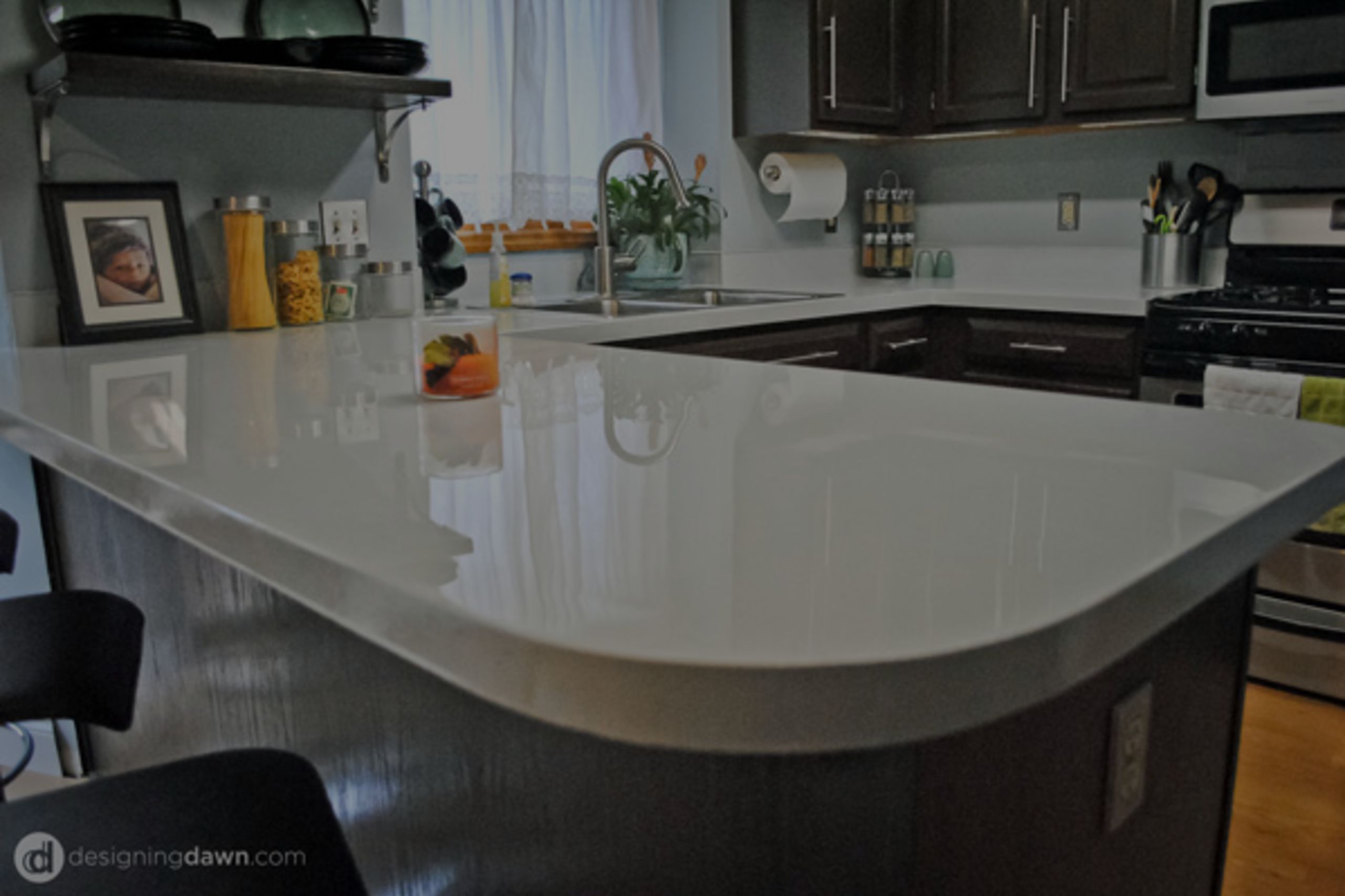 Your Kitchen Countertop Doesn’t Have to Look So Sad — Here Are 6 DIY Solutions