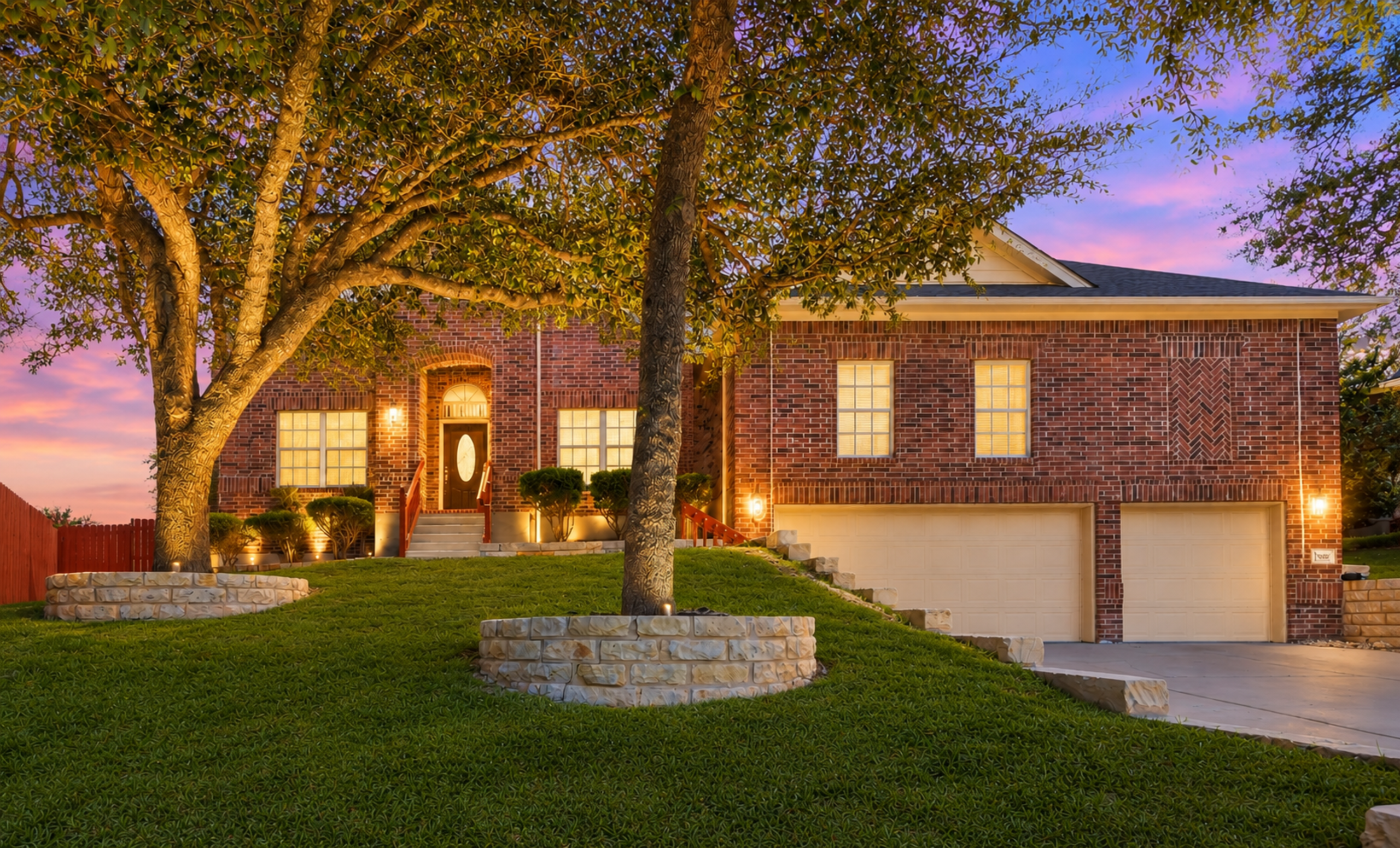JUST LISTED in Twin Creeks! 2503 Durlston Ct - 78613