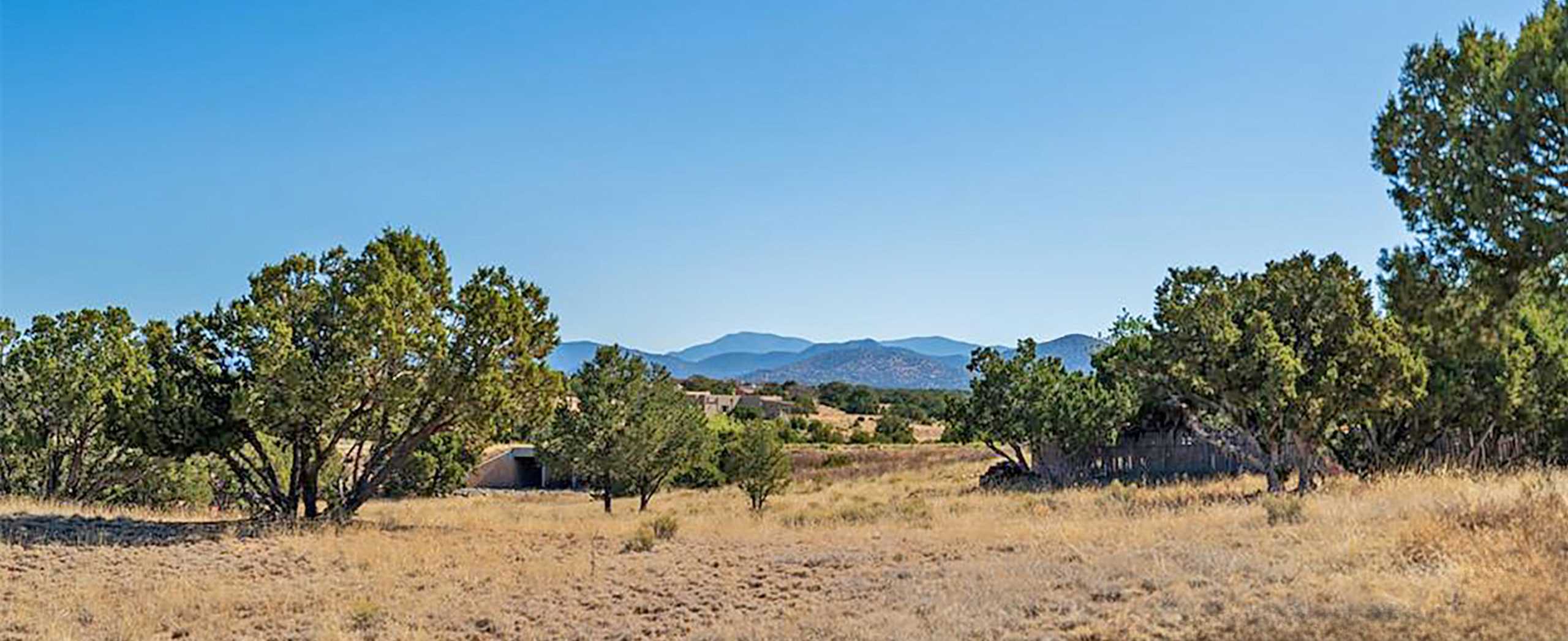 $135,000   |   4 Azul Place