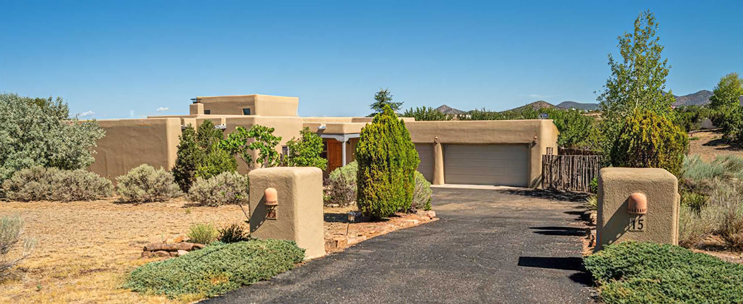$945,000   |  15 Calle Cal