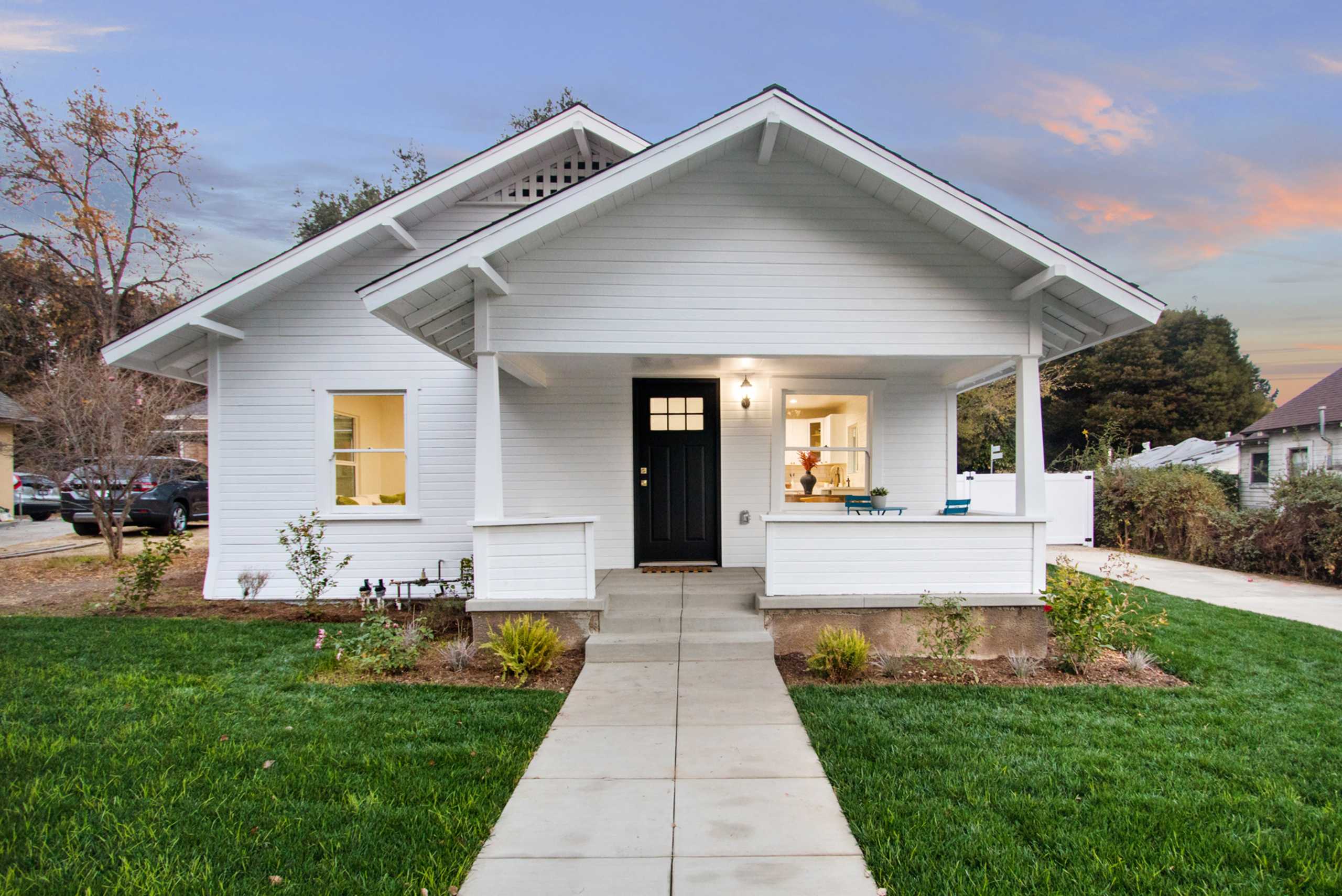 688 Cypress Ave, Pasadena