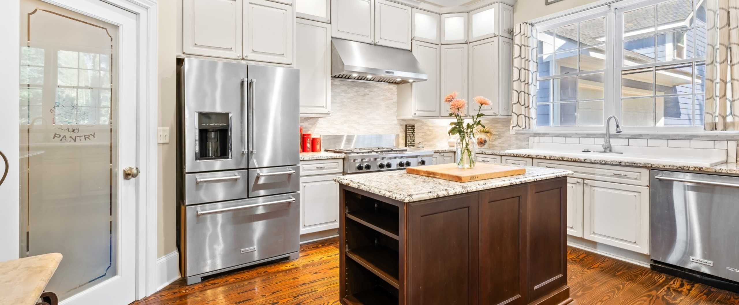 Charming and classically inspired properties