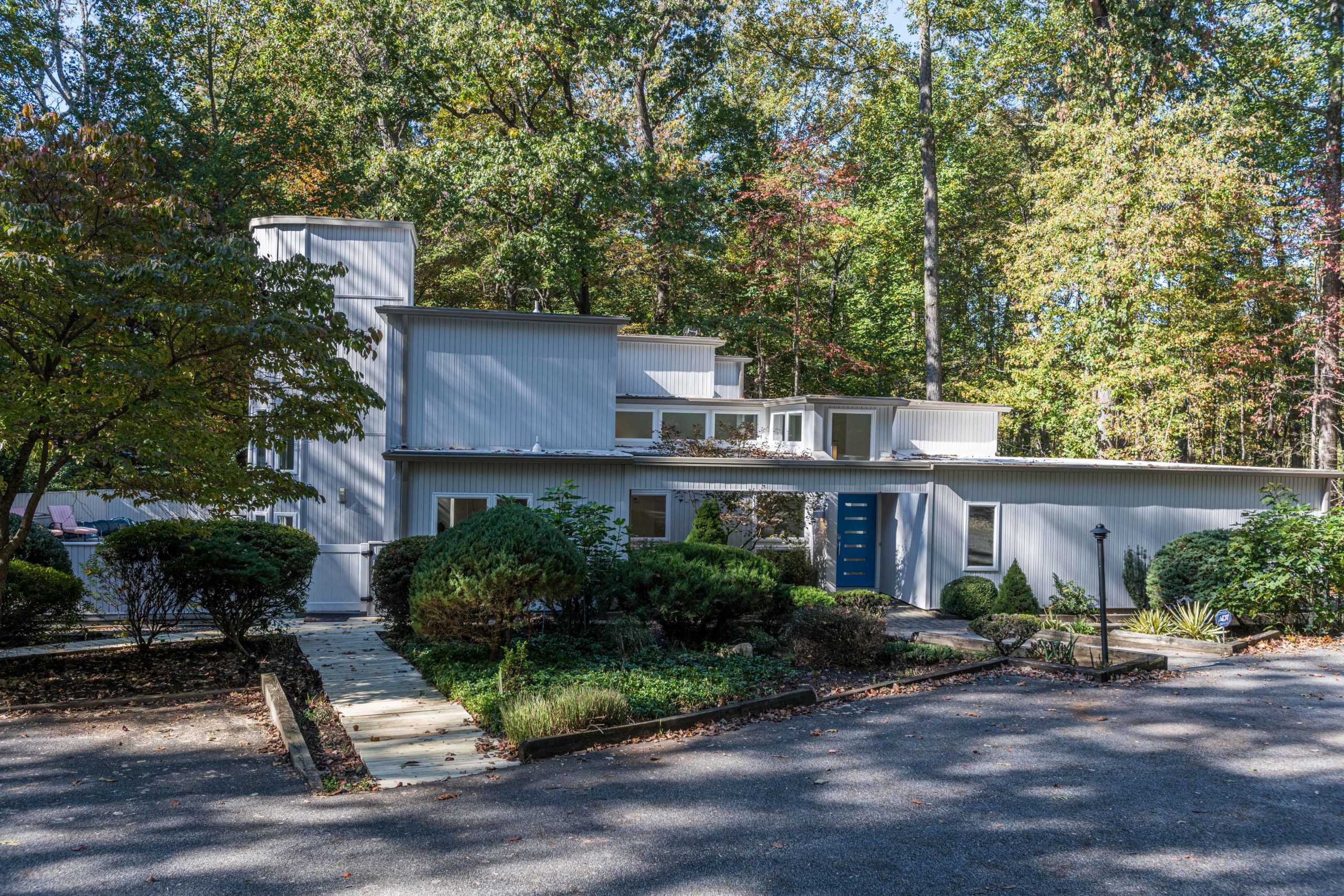 2302 Caves Rd. Greenspring Valley