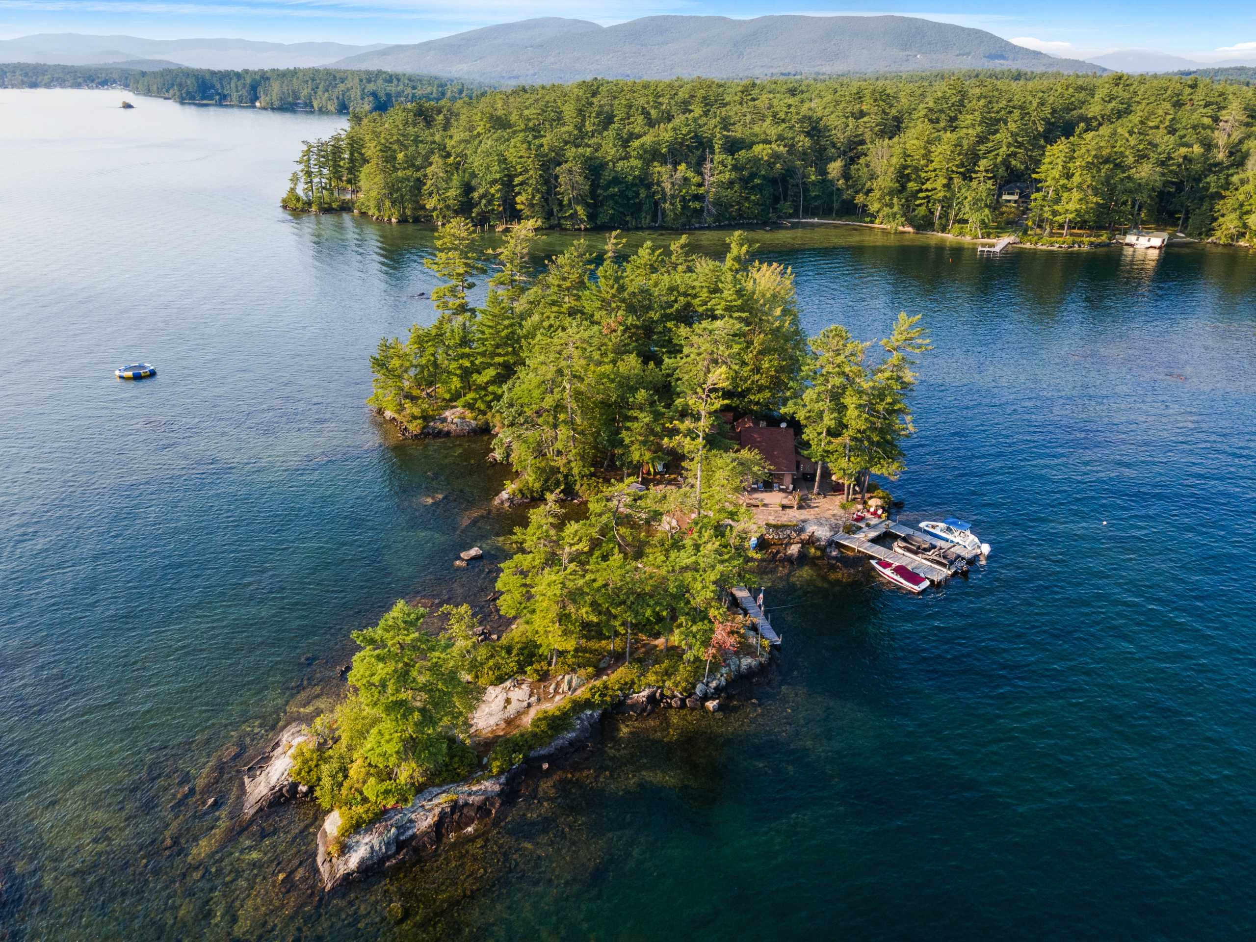 winnipesaukee-island-homes