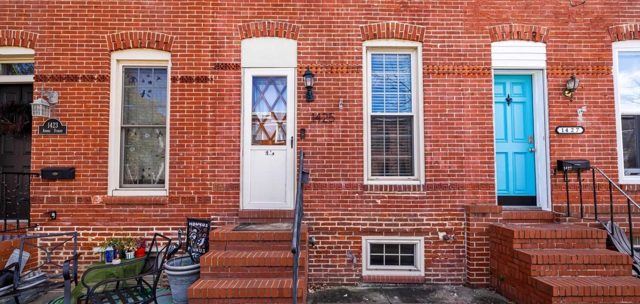 1425 Andre Street - Under Contract