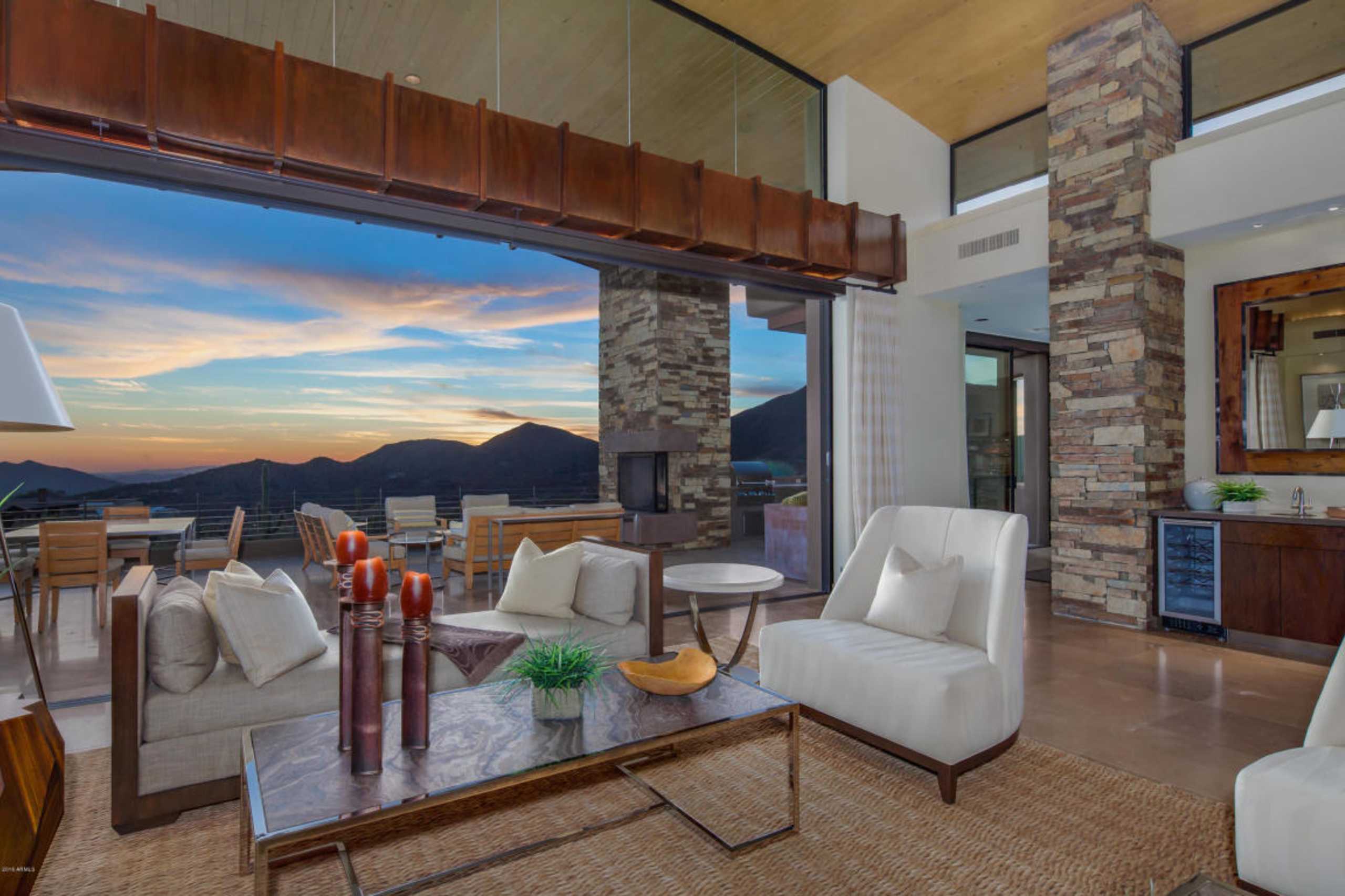 Bing Hu Architectural Masterpiece | North Scottsdale | MLS 5512499