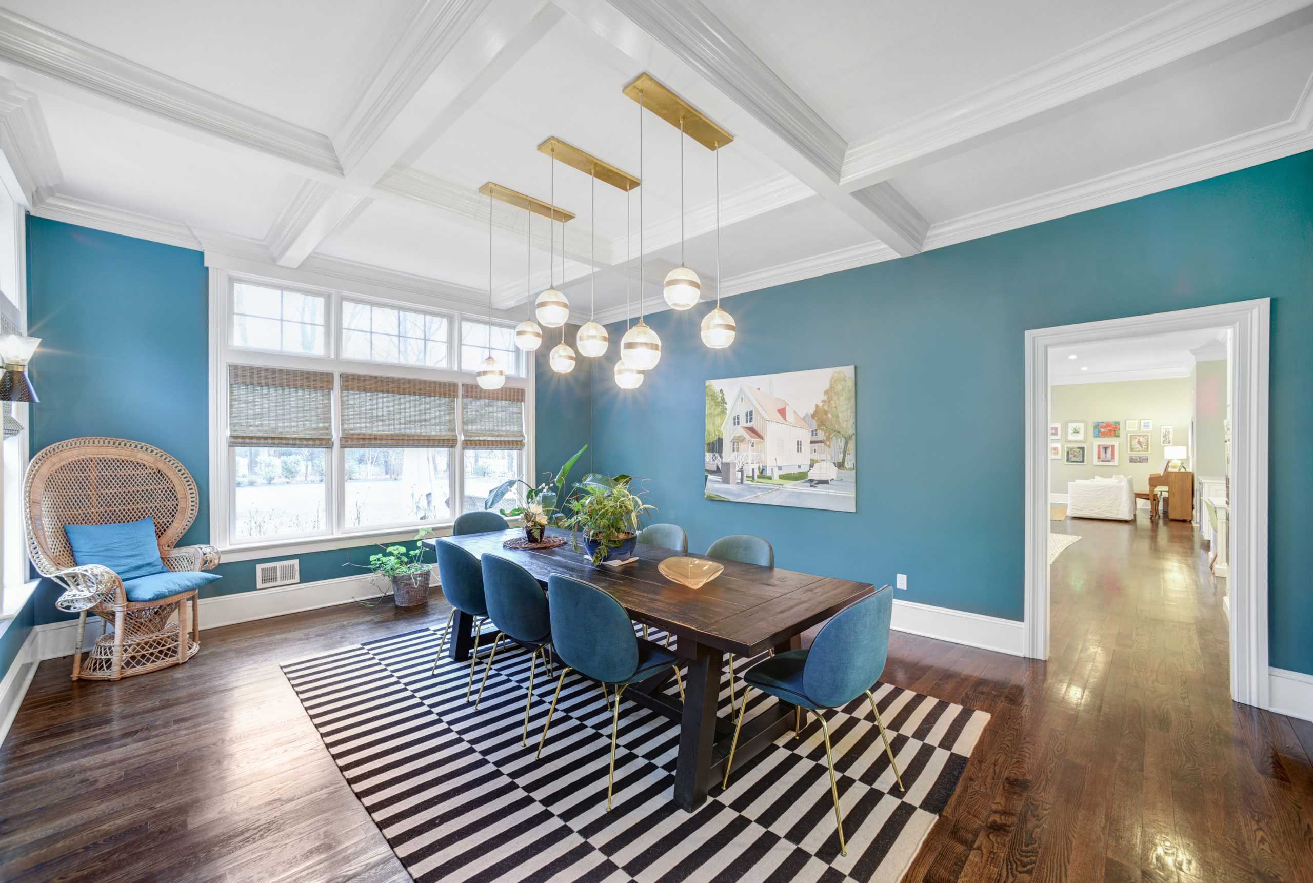 Sophisticated Dining Room