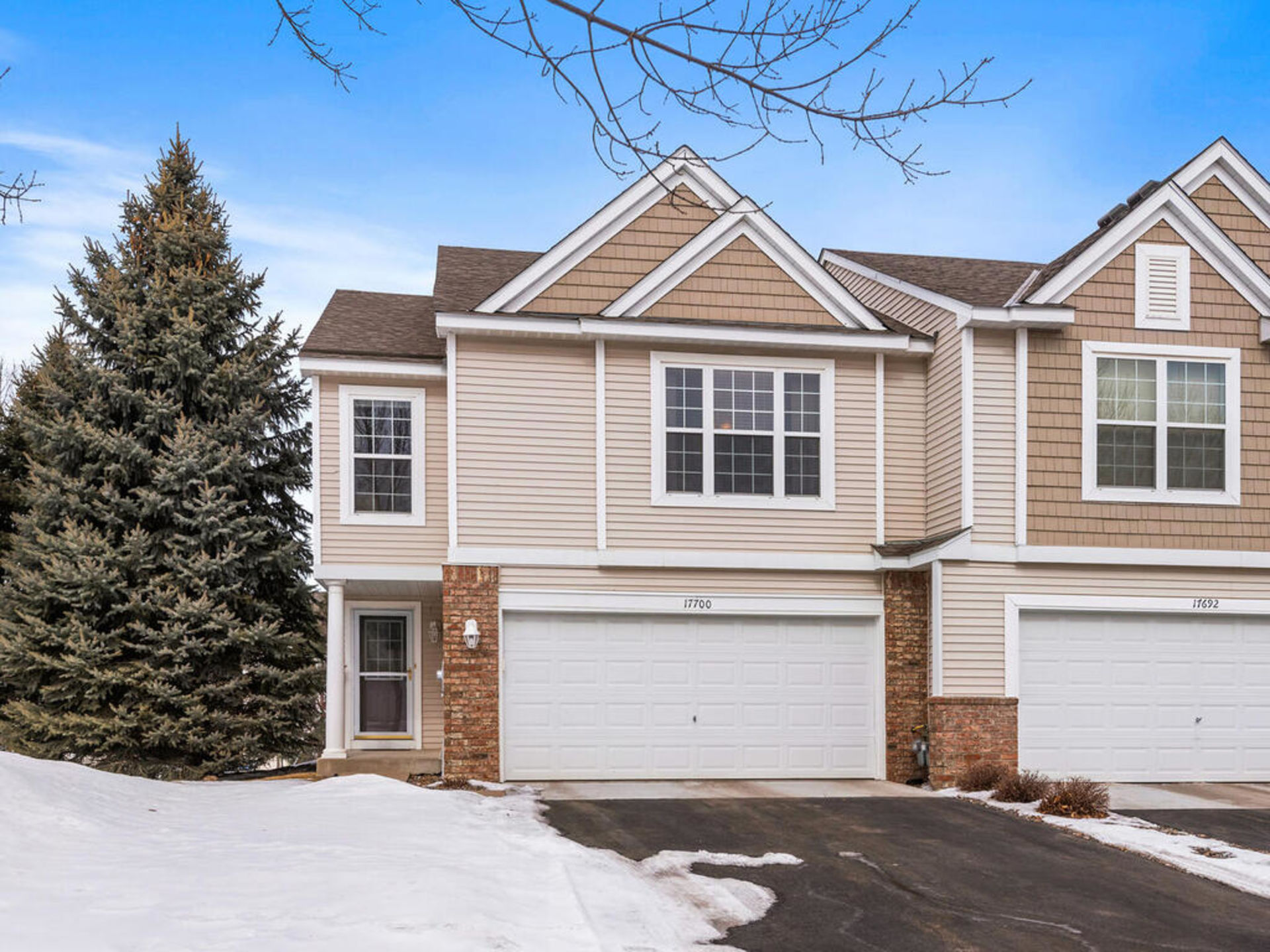 17700 70th Place N | Maple Grove, MN