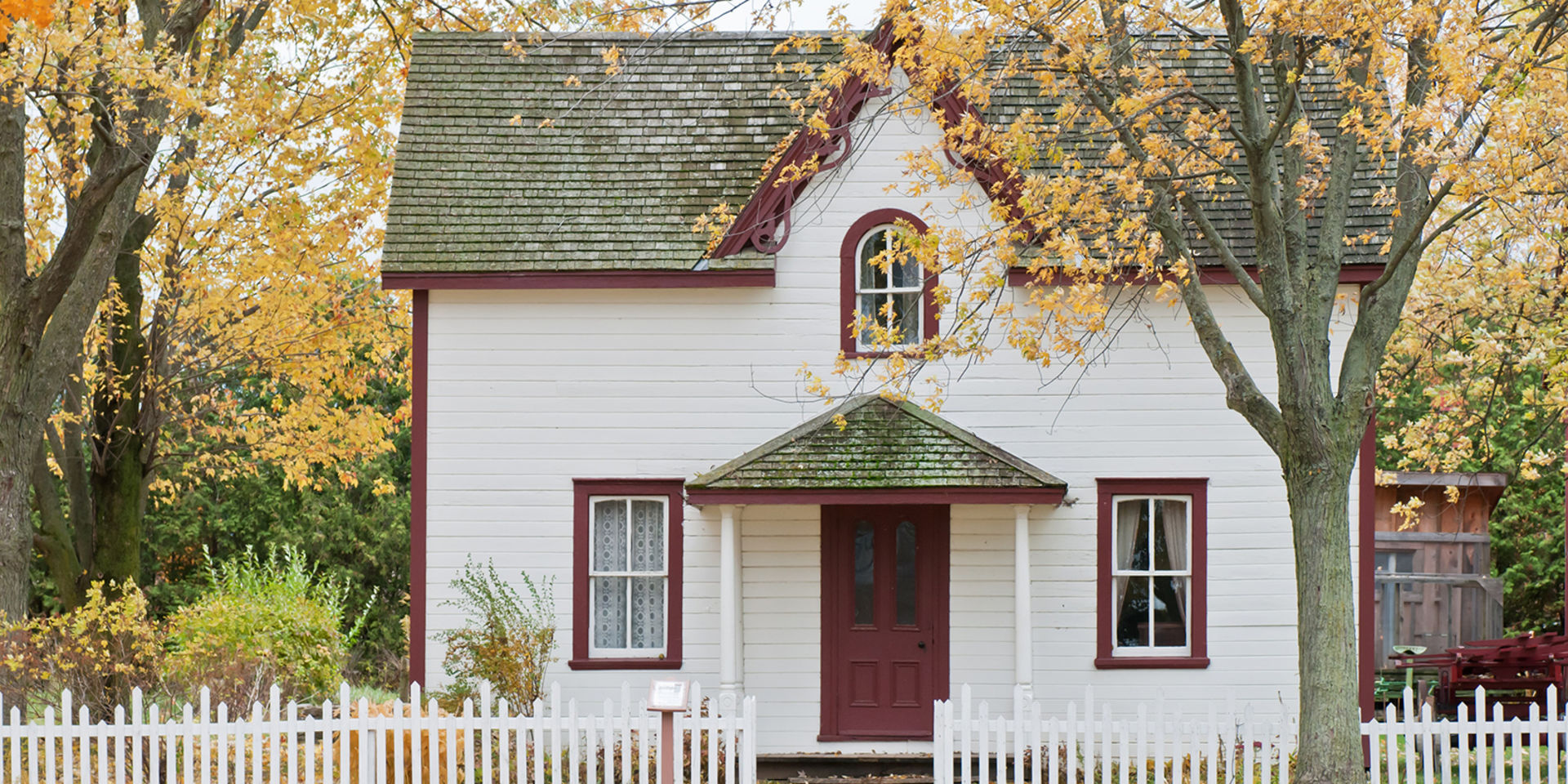 6 Benefits of Owning a Home (and Celebrating National Homeownership Month)